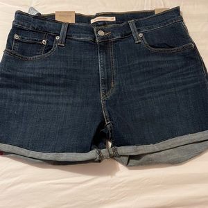 Levi’s brand shorts denim women size 14 brand new with tags